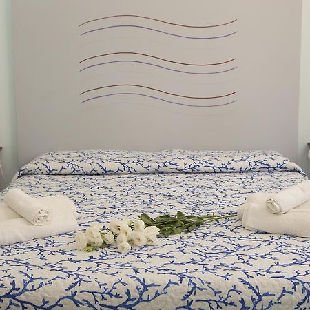B&B Piazza Vittorio Trapani Eksteriør billede