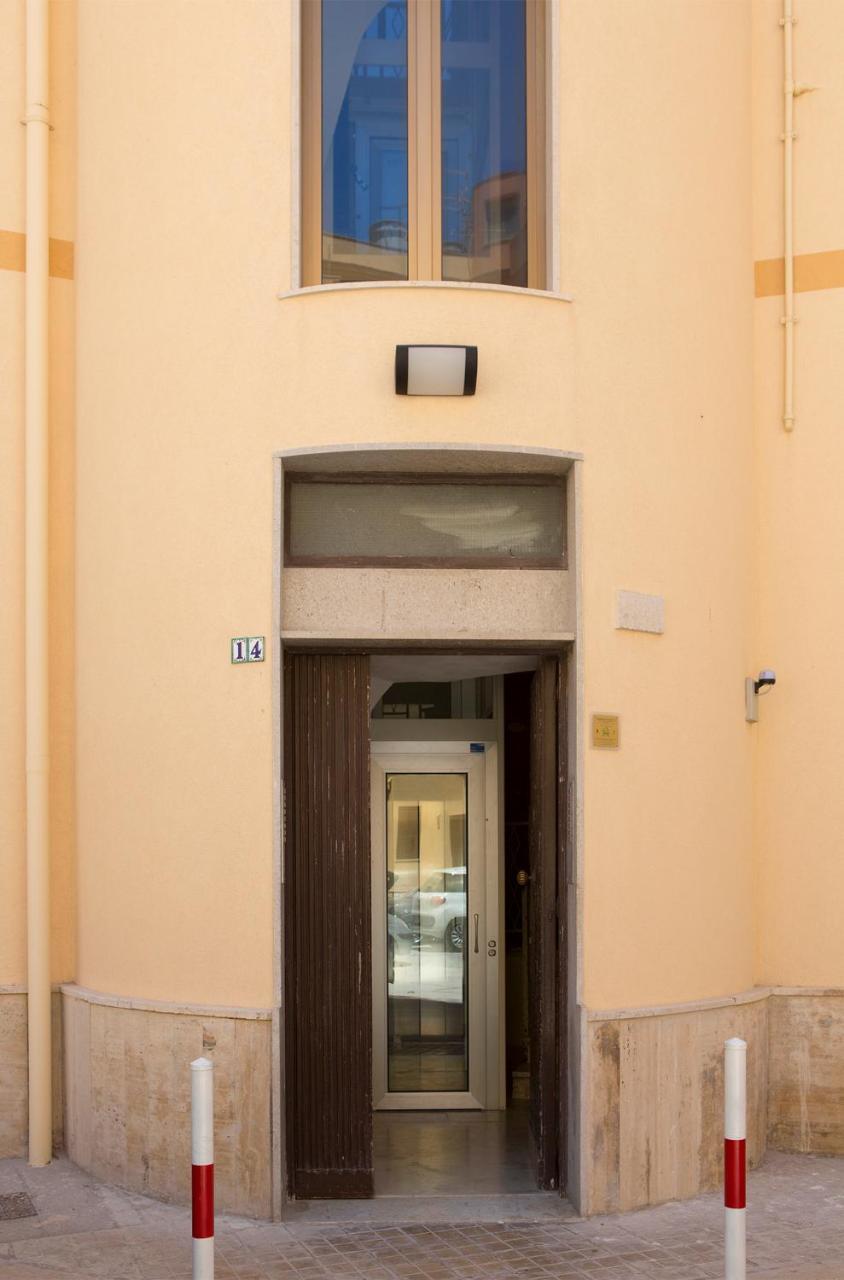 B&B Piazza Vittorio Trapani Eksteriør billede