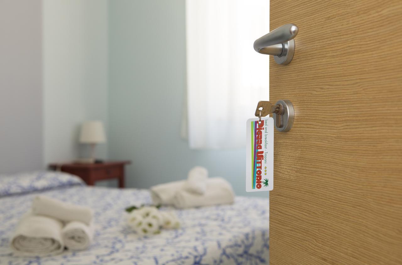 B&B Piazza Vittorio Trapani Eksteriør billede