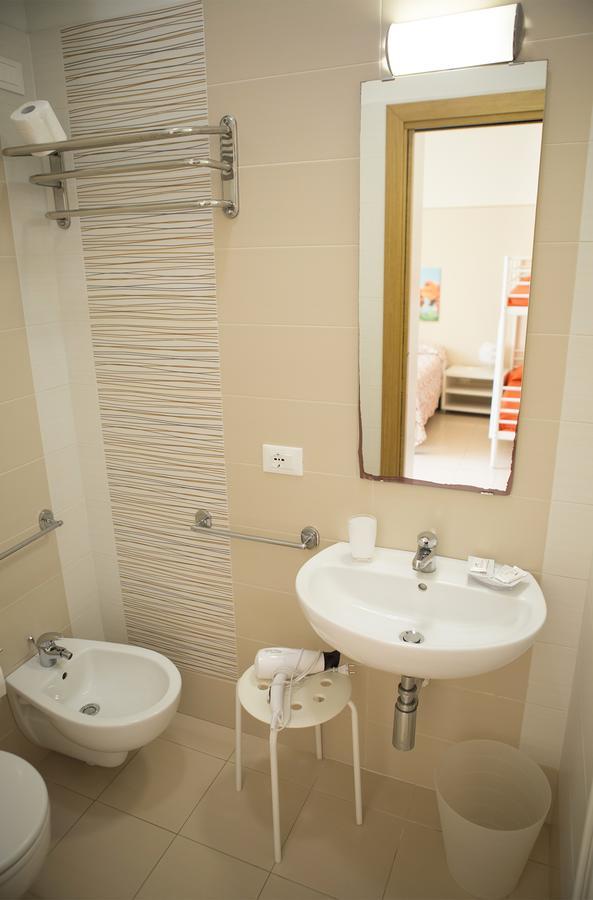 B&B Piazza Vittorio Trapani Eksteriør billede
