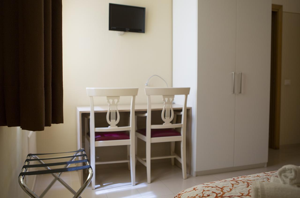 B&B Piazza Vittorio Trapani Eksteriør billede