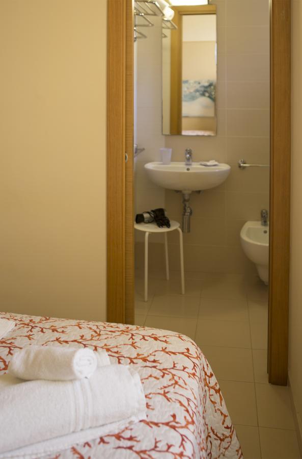 B&B Piazza Vittorio Trapani Eksteriør billede