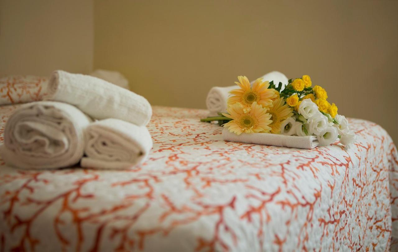 B&B Piazza Vittorio Trapani Eksteriør billede
